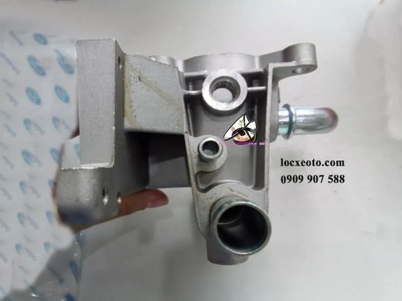 Bộ chia nước xe mazda 6