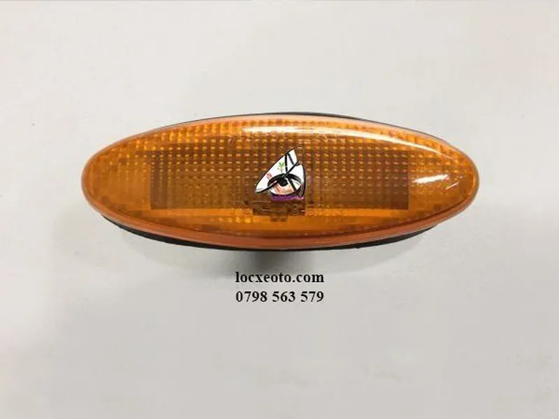Đèn xi nhan hông xe mazda 626