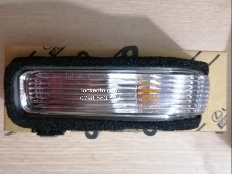ĐÈN XI NHAN TRÊN GƯƠNG TOYOTA CAMRY ALTIS VIOS 2006 - 2013