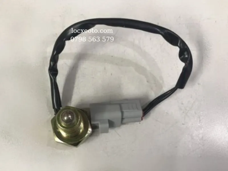 Cảm biến báo lùi xe Toyota Vios yaris chính hãng