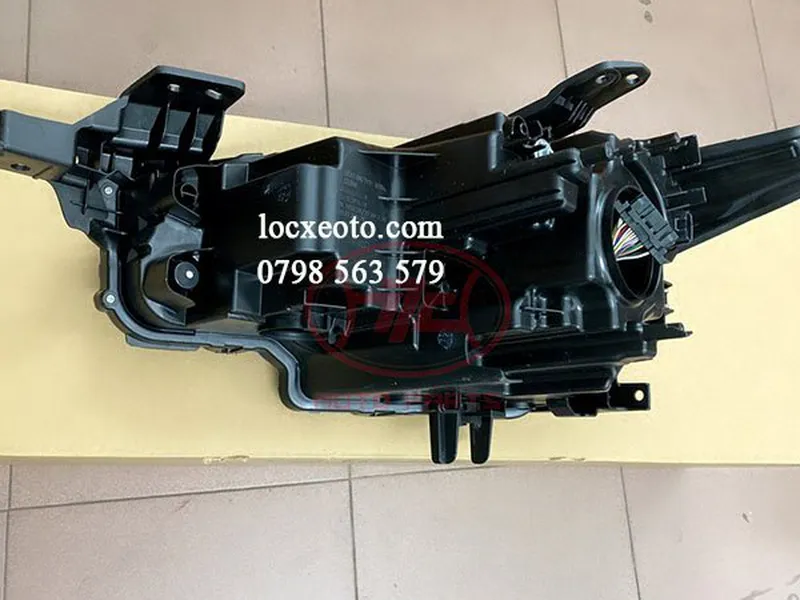 Đèn pha xe ô tô mazda 3 có led chính hãng mazda