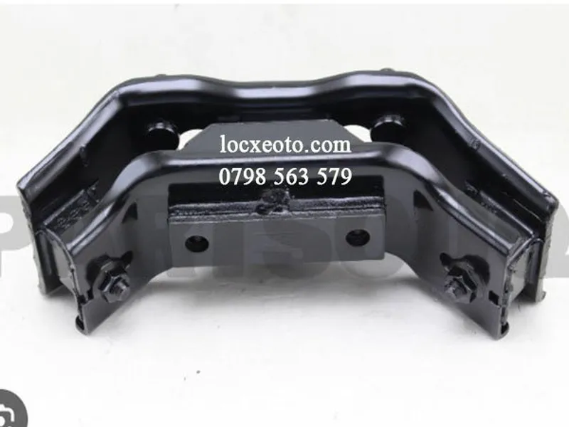 cao su chân máy mazda bt50, everest, ranger chính hãng mã UR6139340A giá tốt