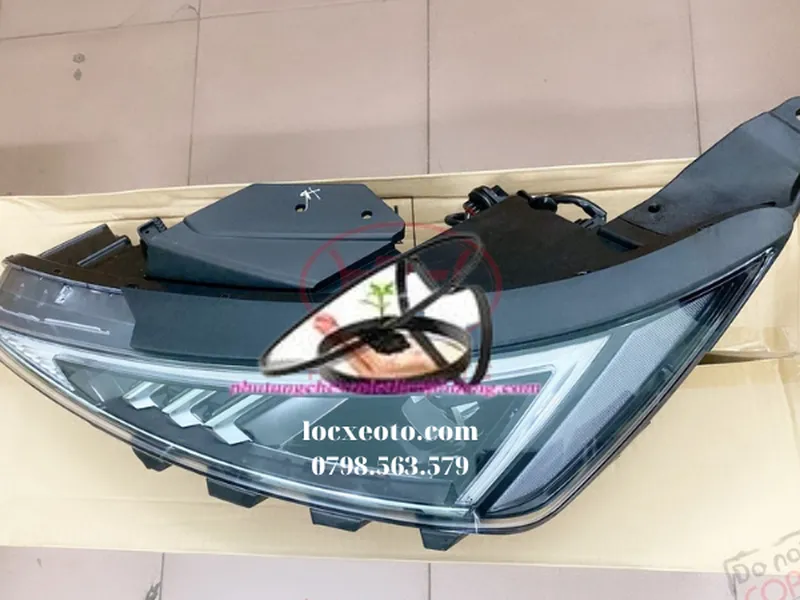 Đèn pha oto elantra 2019