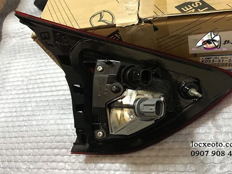Đèn hậu trong mazda cx5