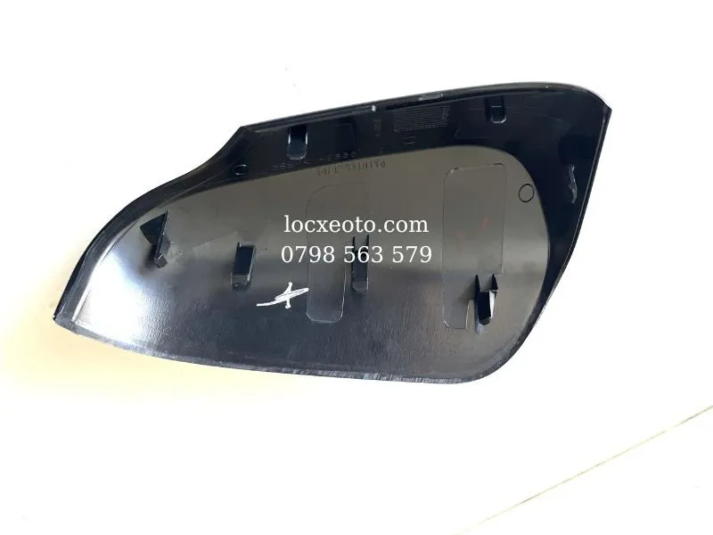 ỐP GƯƠNG CHIẾU HẬU PHẢI TOYOTA YARIS