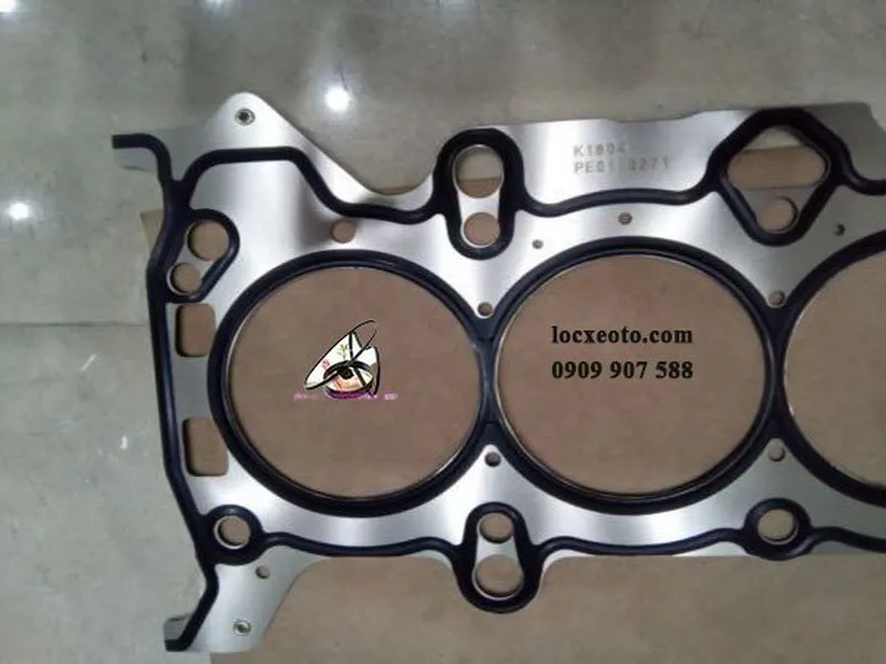 Ron mặt máy mazda 6