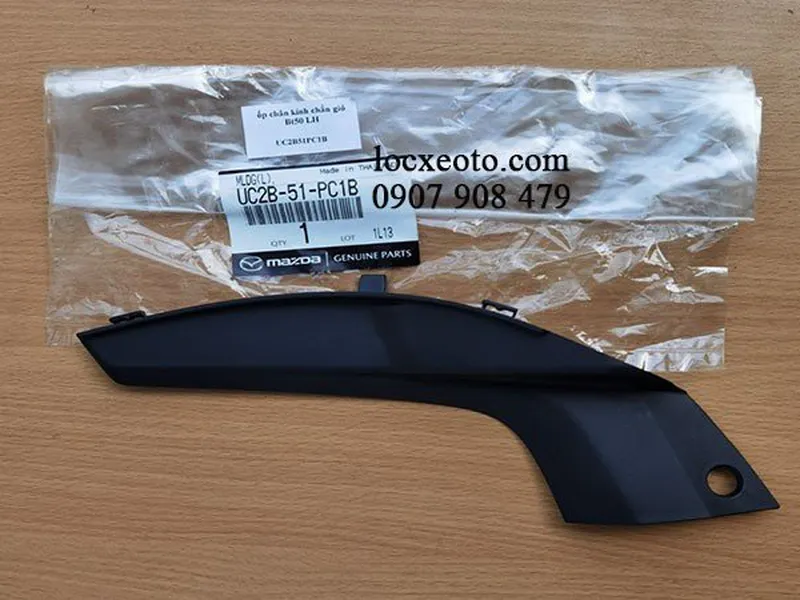 Ốp chân kính chắn gió xe mazda bt50 xịn, chất lượng