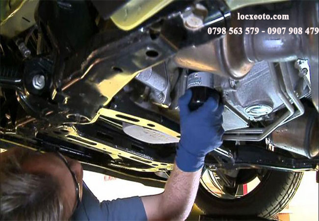 tìm hiểu về cách thay lọc dầu ô tô để việc thay được thực hiện dễ dàng tìm hiểu về cách thay lọc dầu ô tô để việc thay được thực hiện dễ dàng