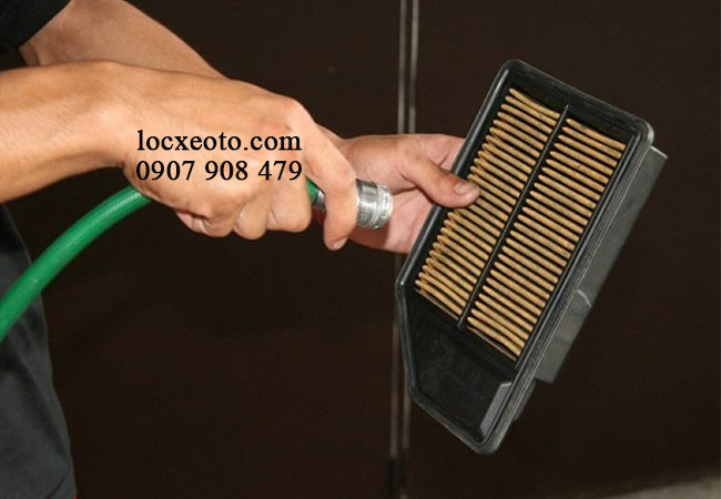 vệ sinh lọc gió ô tô định kỳ để đảm bảo tuổi thọ hệ thống động cơ vệ sinh lọc gió ô tô định kỳ để đảm bảo tuổi thọ hệ thống động cơ