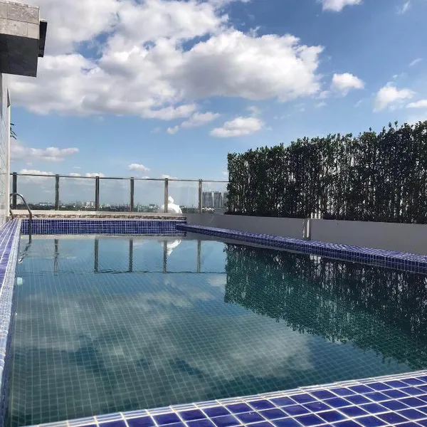 Apartment with balcony in Thao Dien | Swmimming Pool & Gym | 5th Floor