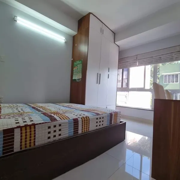 2-Bedroom Apartment for rent with full furniture, large windows, airy, 56 m2, district 3