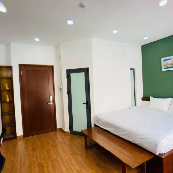 GREENERY SERVICED APARTMENT FULL UTILITIES IN D3/ Gym/ Pool/ Full services/Good location in the center 