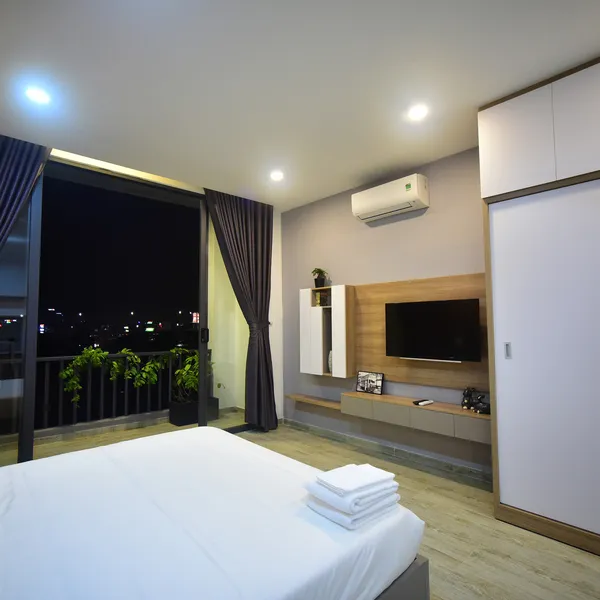 𝐒𝘁𝘂𝗱𝗶𝗼 𝘄𝗶𝘁𝗵 𝗯𝗮𝗹𝗰𝗼𝗻𝘆 𝗶𝗻 𝗧𝗵𝗮𝗼 𝗗𝗶𝗲𝗻 | 𝐅𝐮𝐥𝐥𝐲 𝐅𝐮𝐫𝐧𝐢𝐬𝐡𝐞𝐝 | 𝐏𝐞𝐚𝐜𝐞𝐟𝐮𝐥 𝐚𝐫𝐞𝐚 | 𝟑𝟎𝐦𝟐