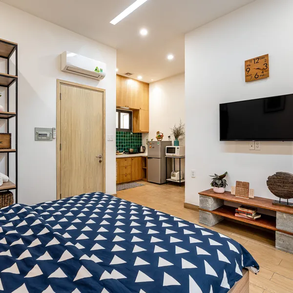 Studio with small garden in Binh Thanh | 30m2 | Fully Furnished