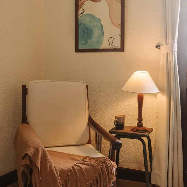 ONE BEDROOM - CACH MANG THANG 8 STREET | 40 M2 | BALCONY 