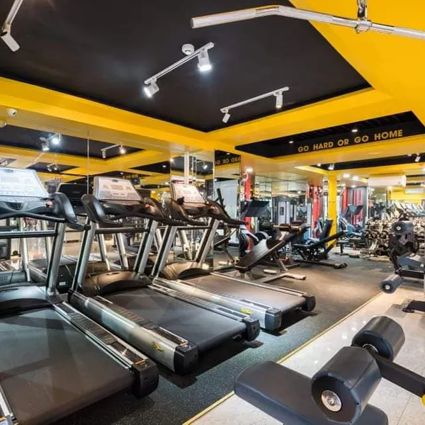 Studio penthouse in District 3 | Gym| Pool |  Full services | Good location in the center 