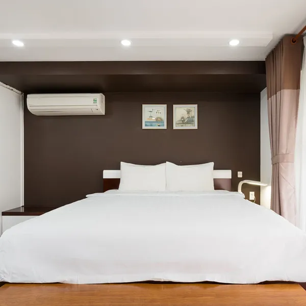 Studio penthouse in District 3 | Gym| Pool |  Full services | Good location in the center 