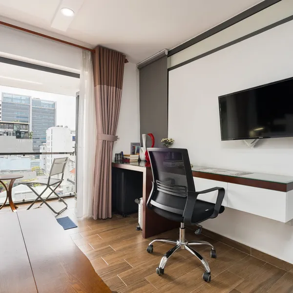 Studio penthouse in District 3 | Gym| Pool |  Full services | Good location in the center 