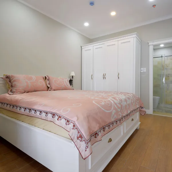 Apartment with balcony in Thao Dien | Swmimming Pool & Gym | 5th Floor