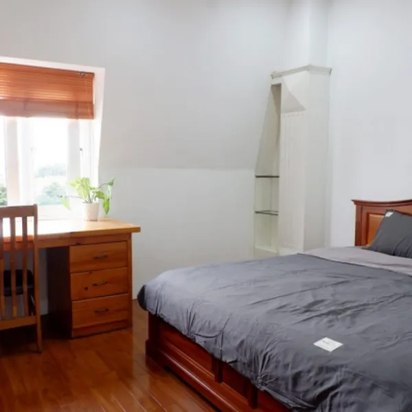 𝟏-𝐛𝐞𝐝𝐫𝐨𝐨𝐦 𝐬𝐞𝐫𝐯𝐢𝐜𝐞𝐝 𝐚𝐩𝐚𝐫𝐭𝐦𝐞𝐧𝐭’𝐬 𝐅𝐚𝐜𝐢𝐥𝐢𝐭𝐢𝐞𝐬 𝐚𝐧𝐝 𝐀𝐦𝐞𝐧𝐢𝐭𝐢𝐞𝐬 𝐢𝐧 𝐓𝐡𝐚𝐨 𝐃𝐢𝐞𝐧