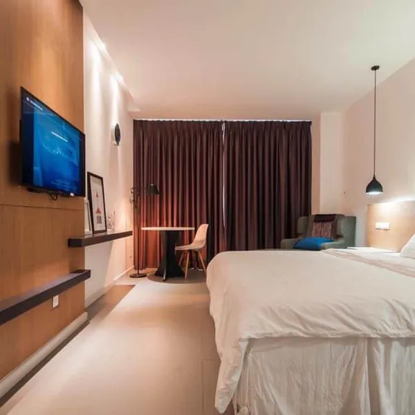 SERVICED APARTMENT IN DISTRICT 2