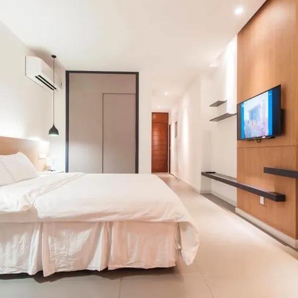 SERVICED APARTMENT IN DISTRICT 2