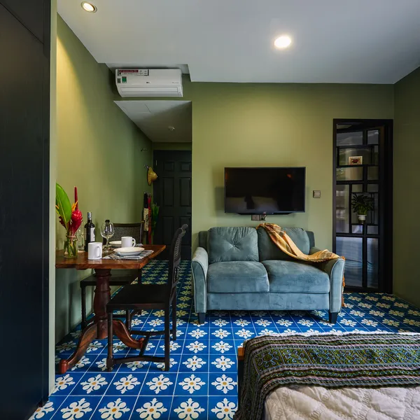 NEW ! Indochine Style Studio at the City center | High Floor |  Balcony + Windows