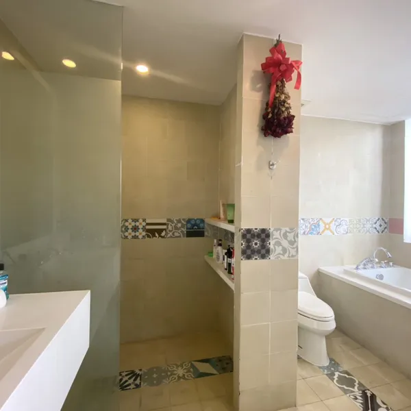 Two-Bedroom Apartment | 140m2 | Binh Thanh | Balcony, kitchen, sofa & desk | Pool on the roof