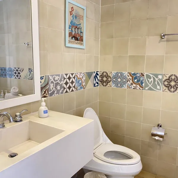 Two-Bedroom Apartment | 140m2 | Binh Thanh | Balcony, kitchen, sofa & desk | Pool on the roof