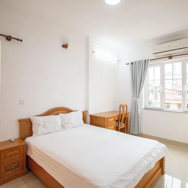  2 bedroom apartment | 120 m2 | 900 $/month | Thao Dien |  Pool & Gym |  Balcony