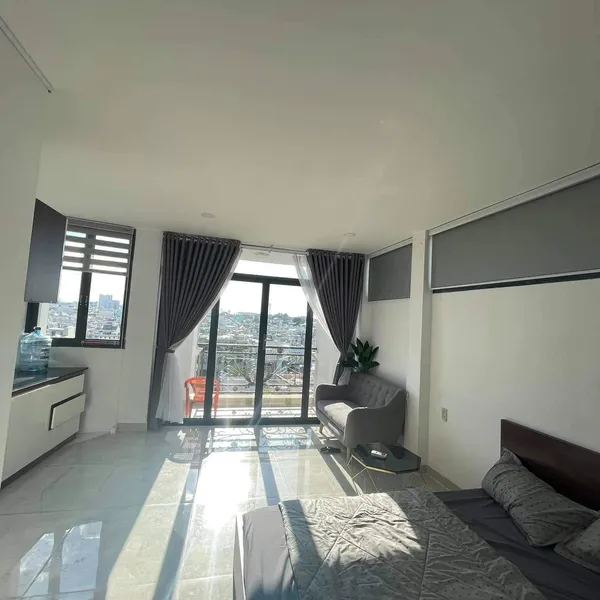 Studio on Top floor | Balcony | Binh Thanh | City View