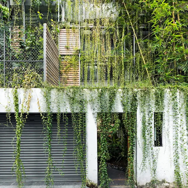 Studio with balcony in Binh Thanh | Peaceful Area | Near the Market 