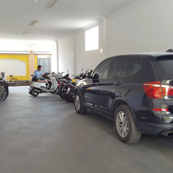  2 bedroom apartment | 120 m2 | 900 $/month | Thao Dien |  Pool & Gym |  Balcony