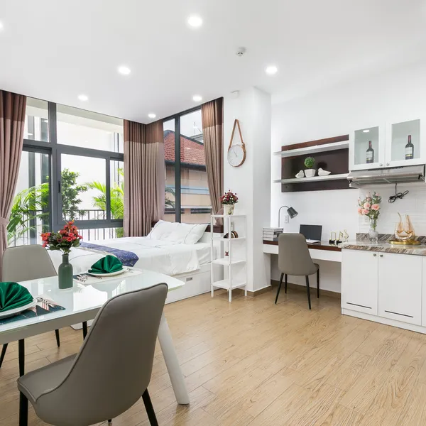 Bright Studio Serviced with balcony | Sofa | 40m2 | Pool & Gym