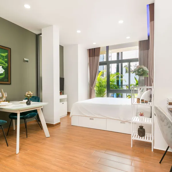 LOVELY STUDIO 40M2 WITH CITY VIEW - FULLY FURNISHED - GYM & POOL