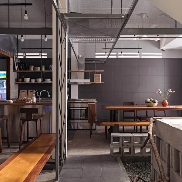 Studio with balcony in Binh Thanh | Peaceful Area | Near the Market 