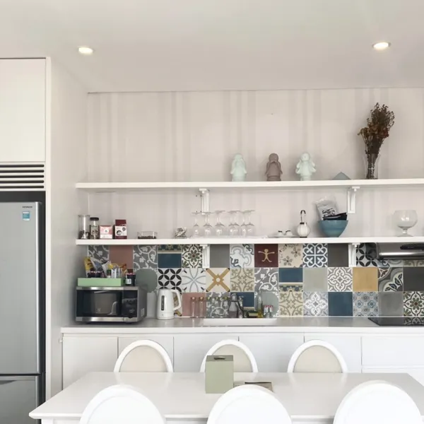 Two-Bedroom Apartment | 140m2 | Binh Thanh | Balcony, kitchen, sofa & desk | Pool on the roof