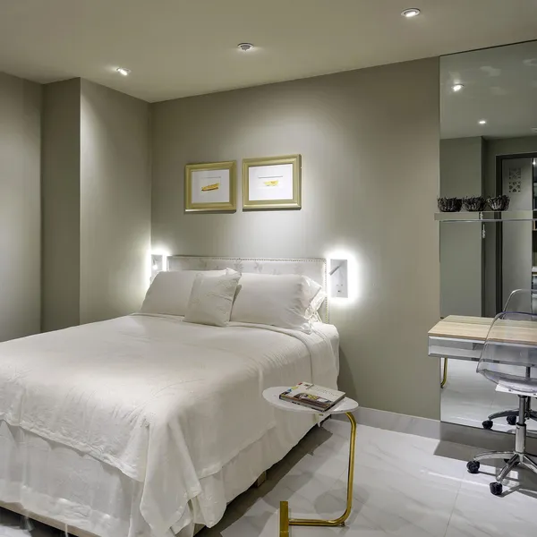 Luxury 2-Bedroom apartment with pool, gym, Da Kao area