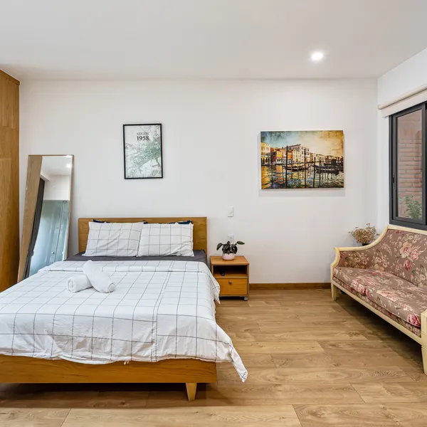 Green Studio with Balcony | Binh Thanh| View Landmark 81 