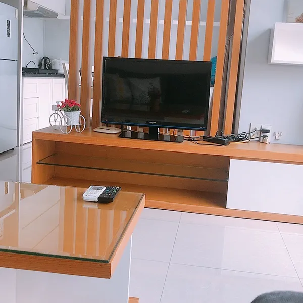 Two-bedroom apartment | 90m2 | Balcony | Big windows | Da Kao, D1