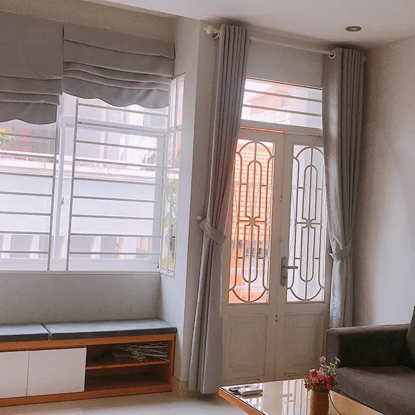 Two-bedroom apartment | 90m2 | Balcony | Big windows | Da Kao, D1