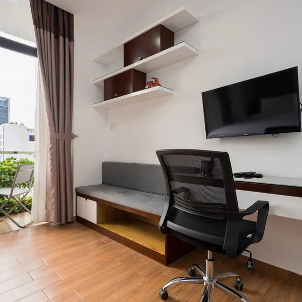 Stunning Studio on HighFloor, Pool and Gym