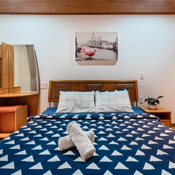 Stunning apartment,2 balconies, 100 sqm, whole 3rd floor