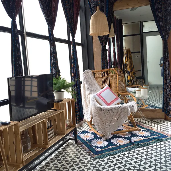 Boho Apartment Decor, city center, kichen on the balcony 