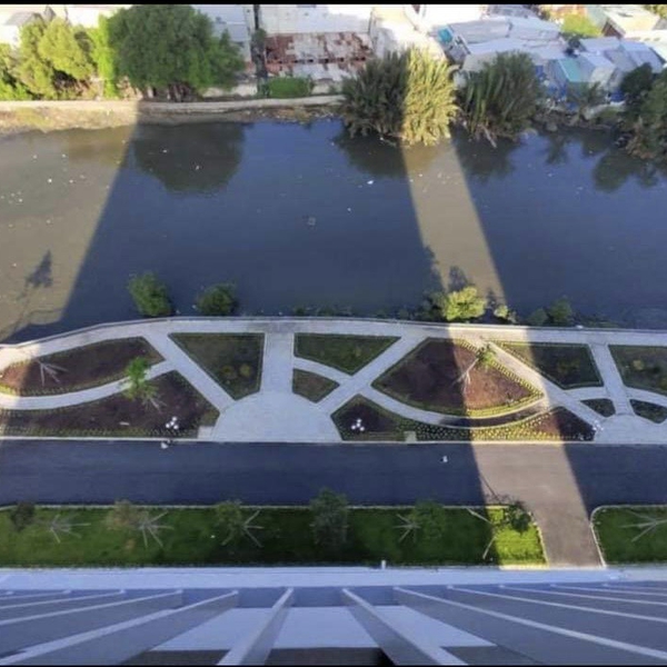 𝐔𝐧𝐟𝐮𝐫𝐧𝐢𝐬𝐡𝐞𝐝 𝟐-𝐛𝐞𝐝𝐫𝐨𝐨𝐦 𝐢𝐧 𝐂𝐨𝐧𝐢𝐜 𝐑𝐢𝐯𝐞𝐫𝐬𝐢𝐝𝐞, 𝐃𝟖, 𝟔𝟕𝐦𝟐 