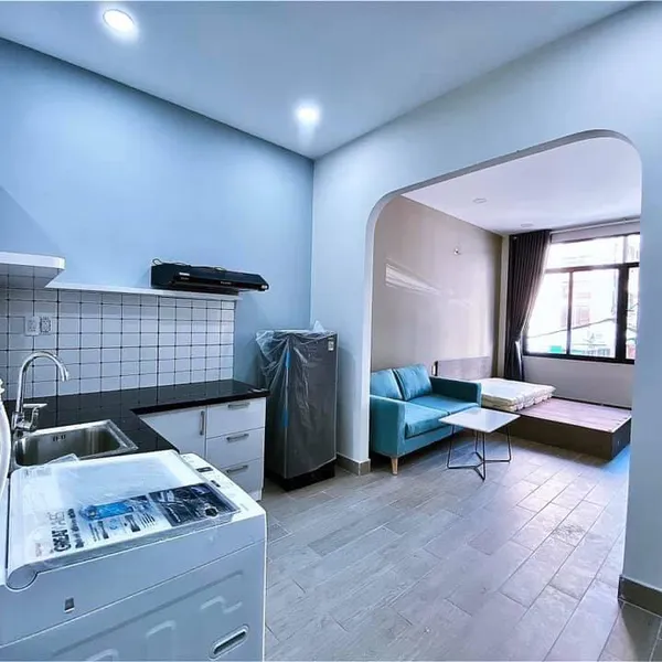 New apartment in District 3, opposite Le Thi Rieng Park 