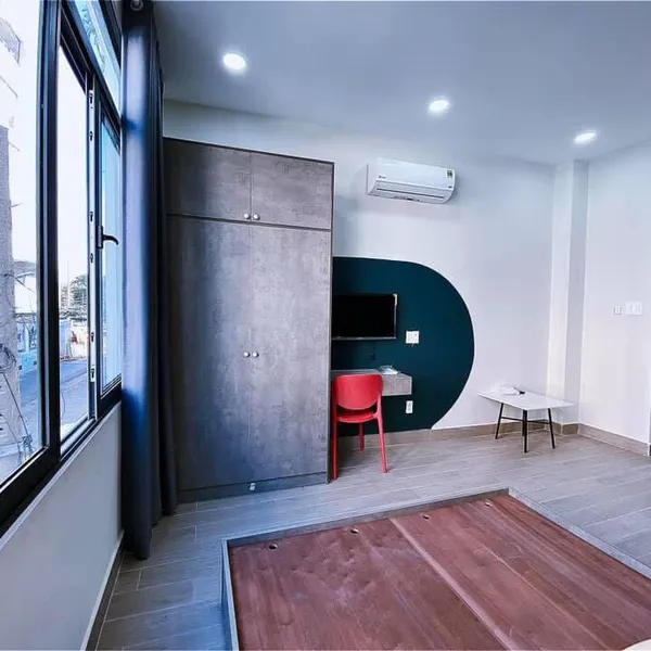New apartment in District 3, opposite Le Thi Rieng Park 