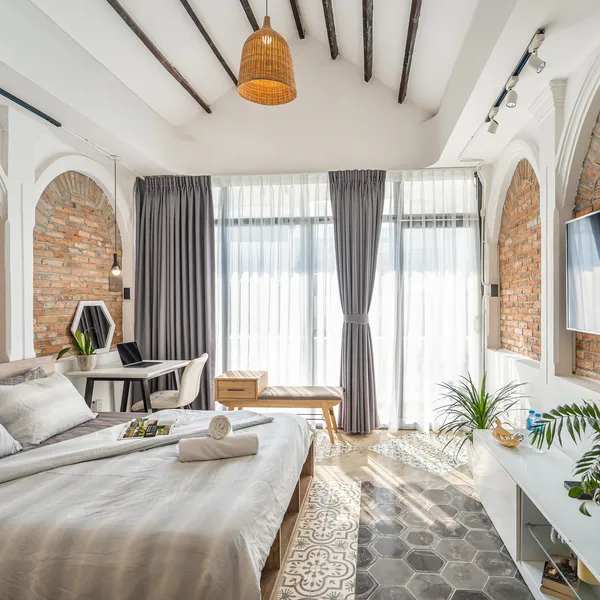 Top Studio with balcony, 35m2 in District 3 near Tan Dinh market
