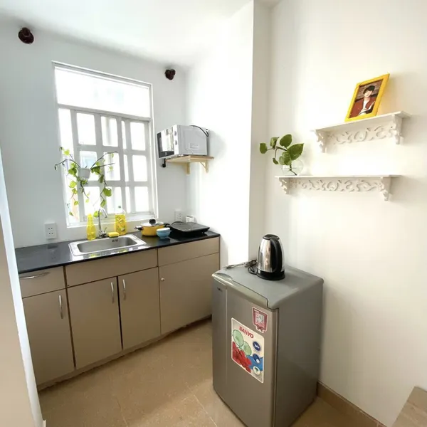 Bright Studio with Balcony in District 1, fully furnished 