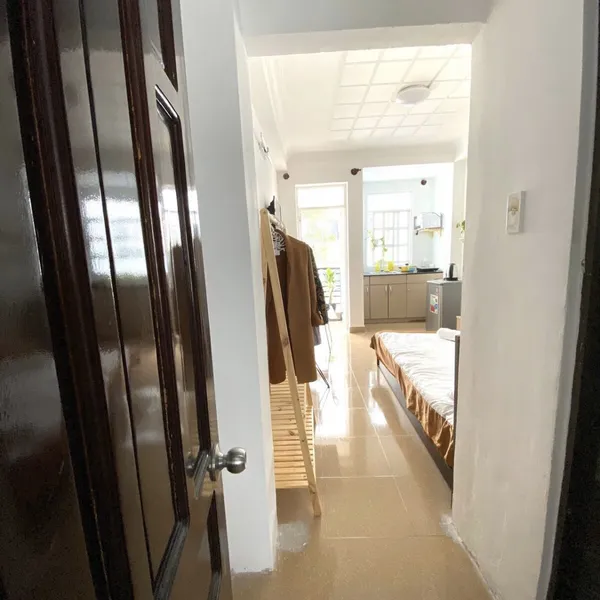 Bright Studio with Balcony in District 1, fully furnished 